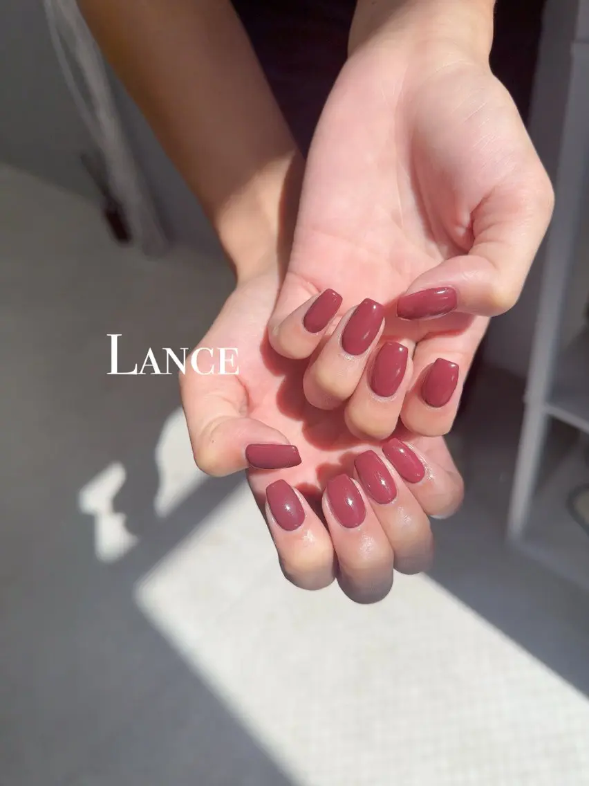 ネイル キラキラネイル 韓国ネイル ワンカラーネイル ワンホンネイル ハンドネイル Lance nailのネイルデザイン