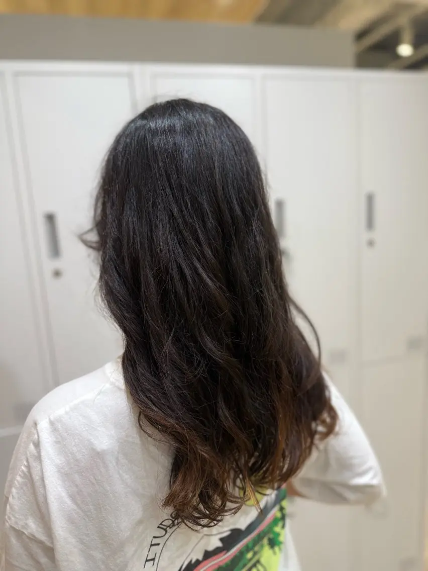 ロング パーマ littleesta 那月のヘアスタイル