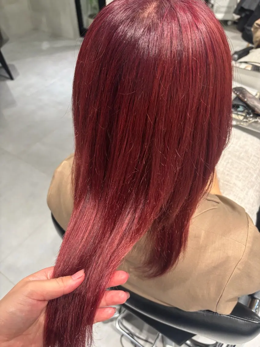 ミディアム カラー ブリーチ 飯田 優恵のヘアスタイル
