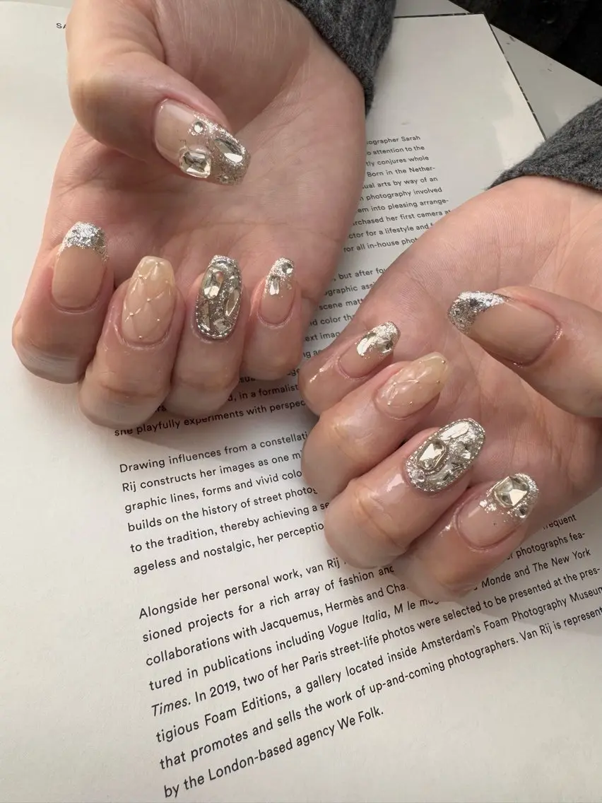 ネイル ストーンネイル ハンドネイル 白日-hakubi nail-のネイルデザイン