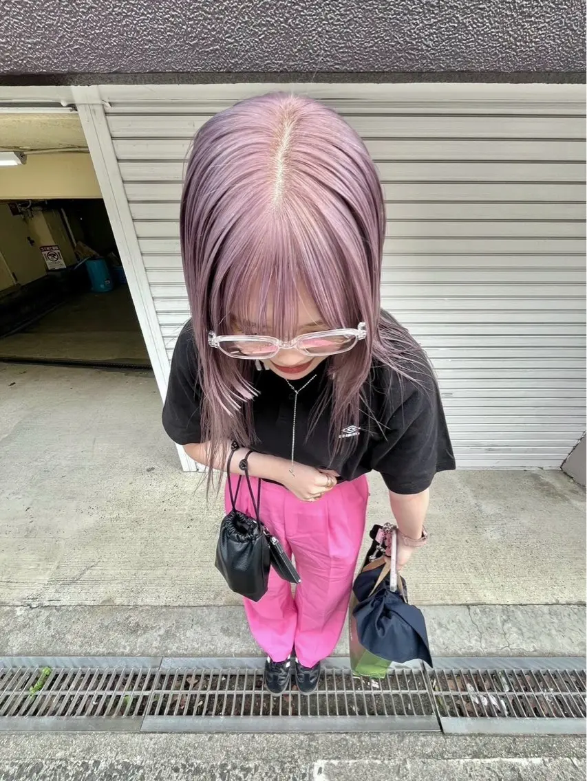 ロング カラー オカモト ミユウのヘアスタイル