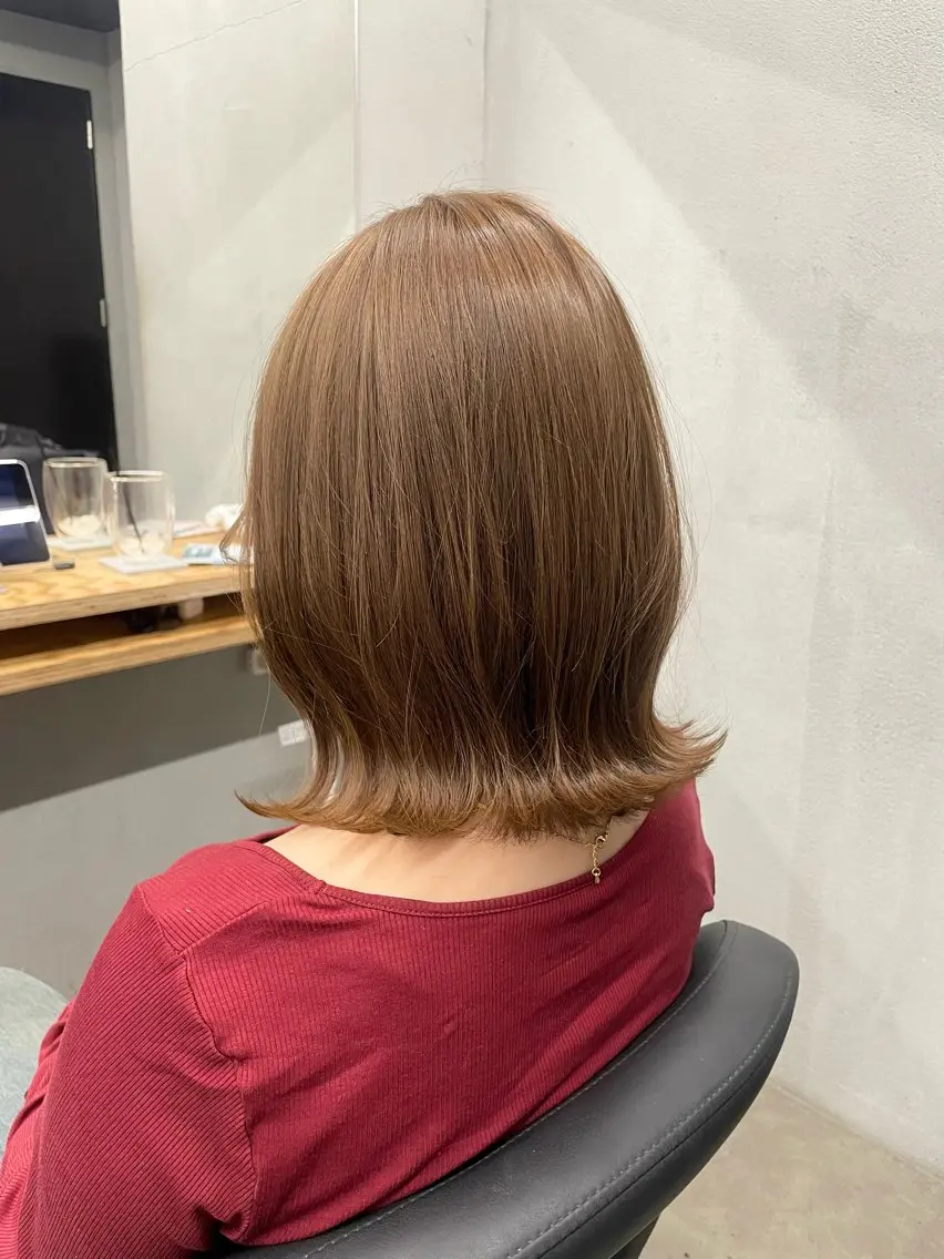 ミディアム カット ヘアカラー トリートメント ひより ／novusのヘアスタイル