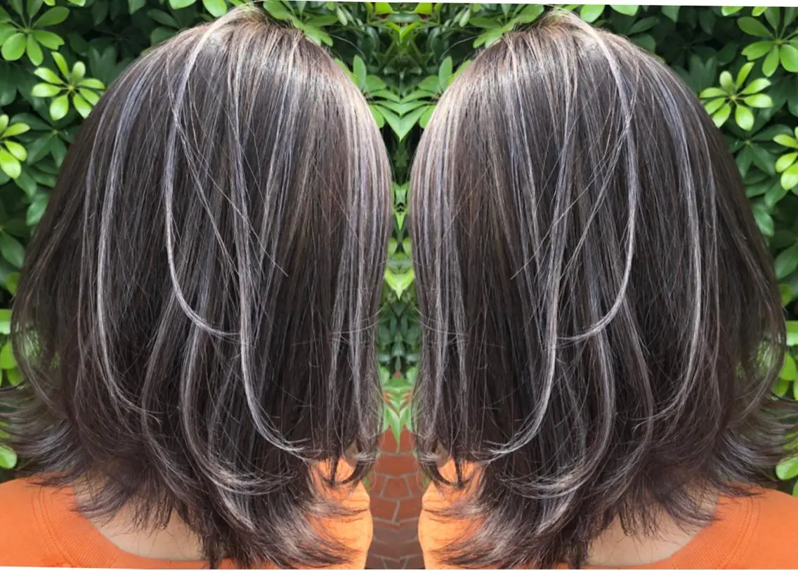 セミロング カラー アッシュ ブリーチ ハイライトカラー ハイライト カット ヘアカラー トリートメント 海外レイヤー/ レイヤーカット/和田のヘアスタイル