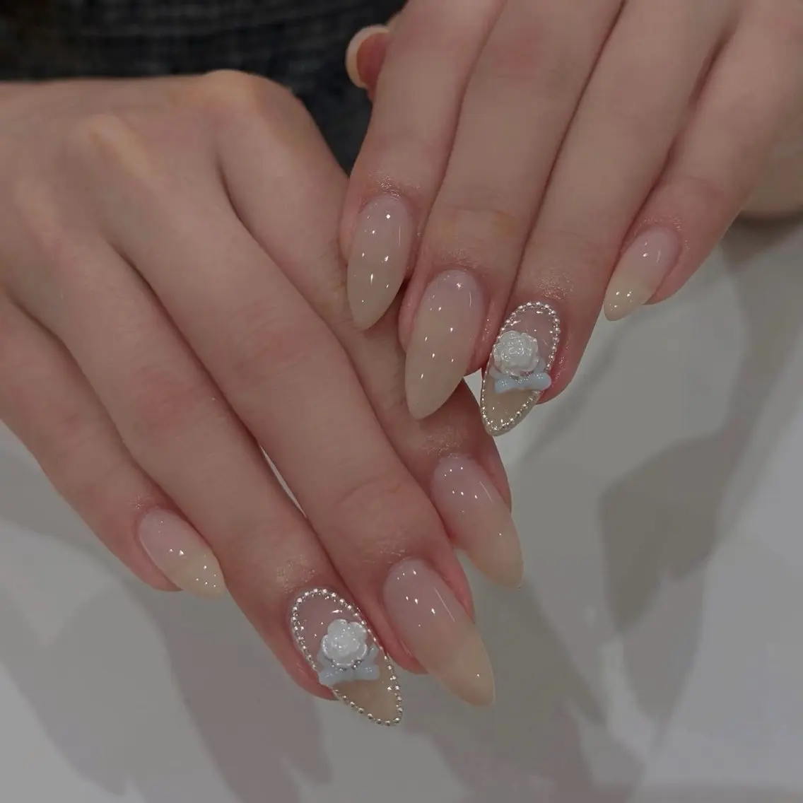 ネイル ハンドネイル Luna Gladeのネイルデザイン