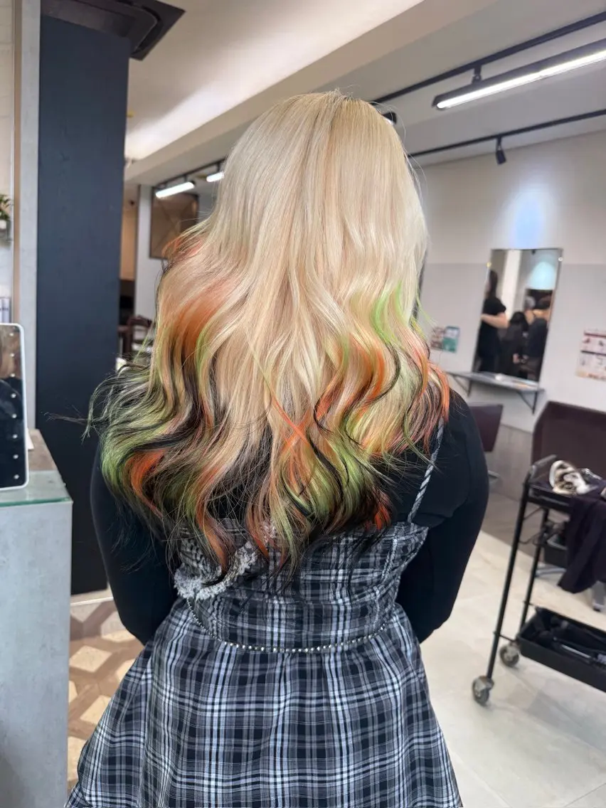 ミディアム カラー ヘアカラー トリートメント ブリーチ/ミルクティ ーベージュ/天神大名のヘアスタイル