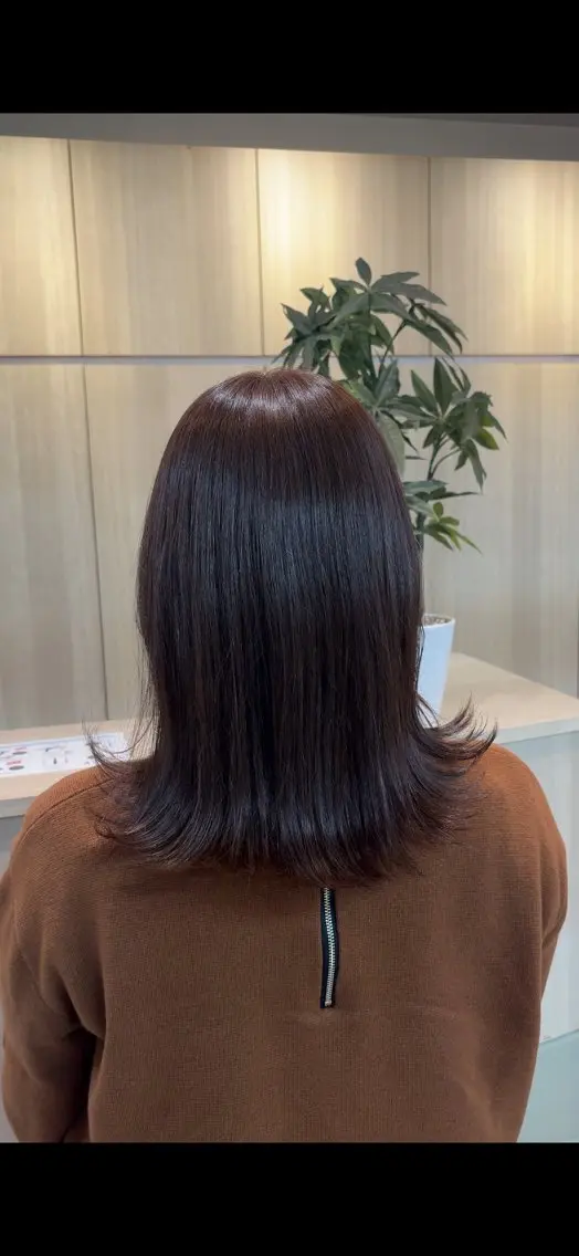 ミディアム カット ヘアカラー 山本 琴音のヘアスタイル
