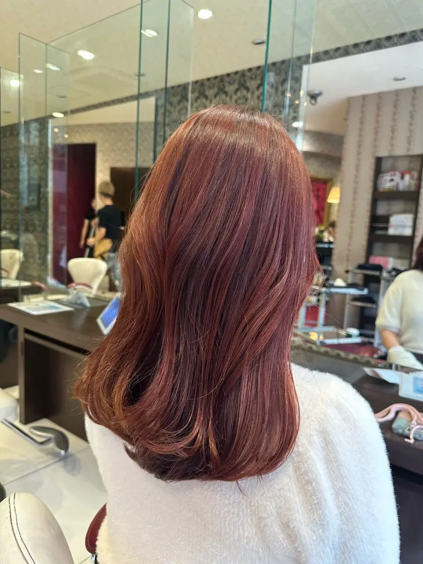 セミロング カラー 大川 有香のヘアスタイル