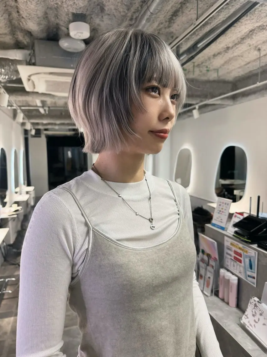 ショート カラー カット ヘアカラー トリートメント 新宿/髪質改善/ レイヤー/サカキのヘアスタイル