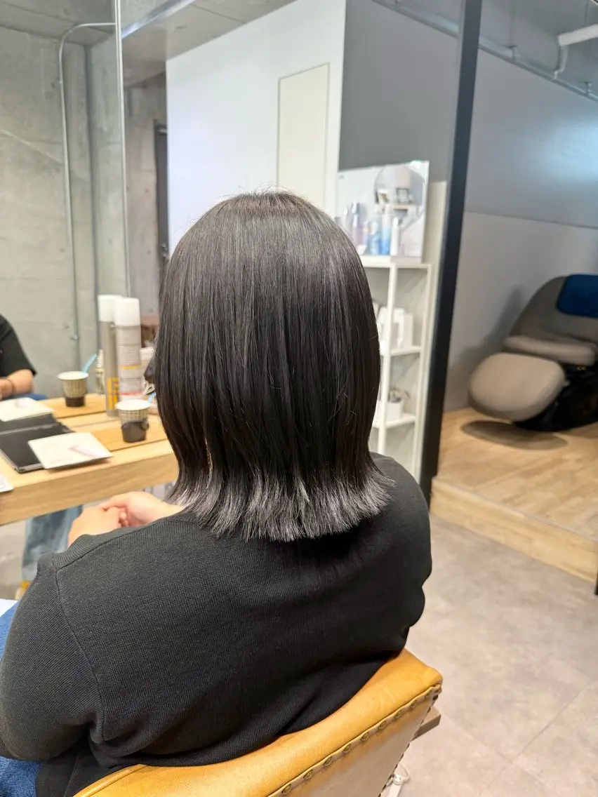 ショート カラー カット ヘアカラー トリートメント ヘアセット 艶カラー/レイヤー/ 顔周り/ゆな🕊️のヘアスタイル