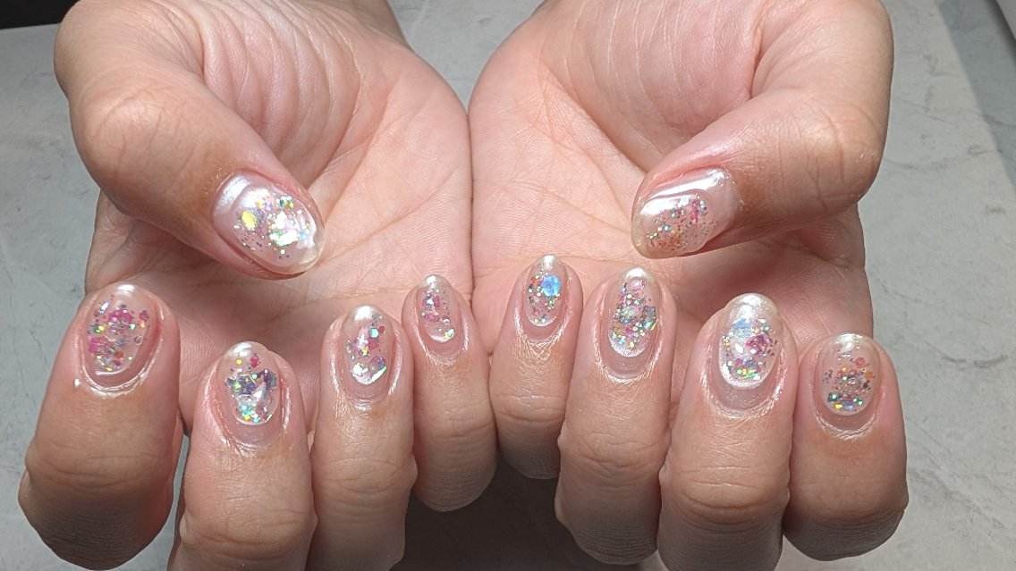 ネイル ぷっくりネイル ホワイト REI  SHIMOKITAのネイルデザイン