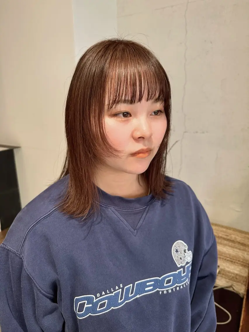 ミディアム カラー カット ヘアカラー トリートメント 塩澤 榛奈のヘアスタイル