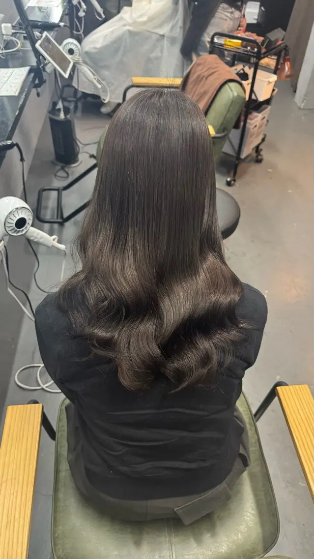 カット✂️ ➕ トリートメント付き 🌙  男性スタイリストが施術させていただきますの写真