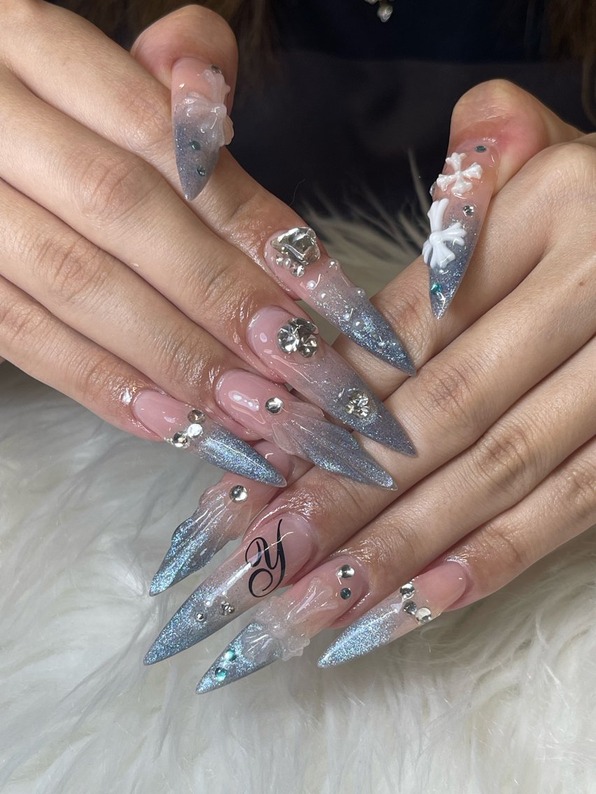 ネイル ハンドネイル NiJi Nailsのネイルデザイン