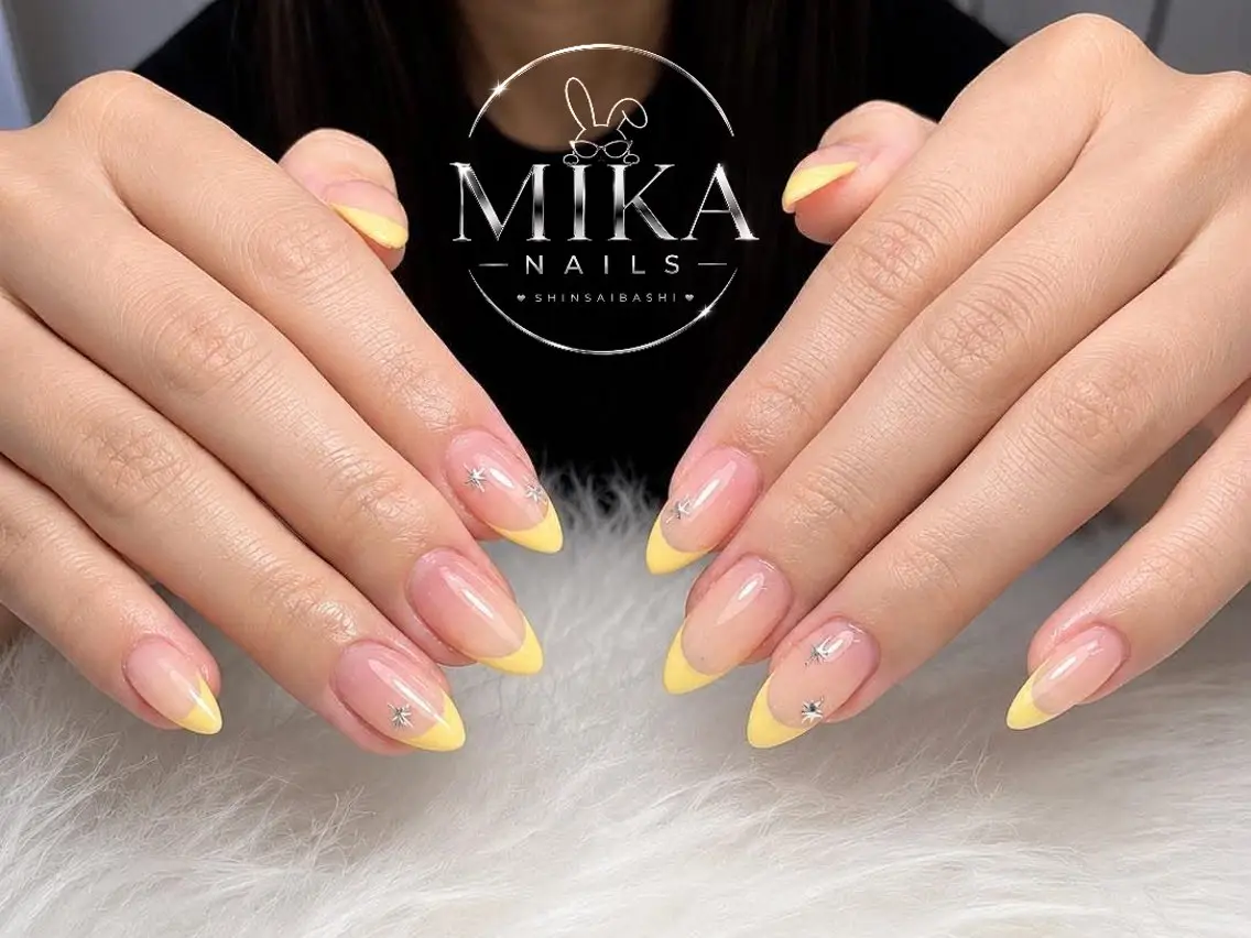ネイル キラキラネイル 韓国ネイル ロングネイル 持ち込み シンプルネイル ハンドネイル ハンドケア Mika Nails 心斎橋のネイルデザイン