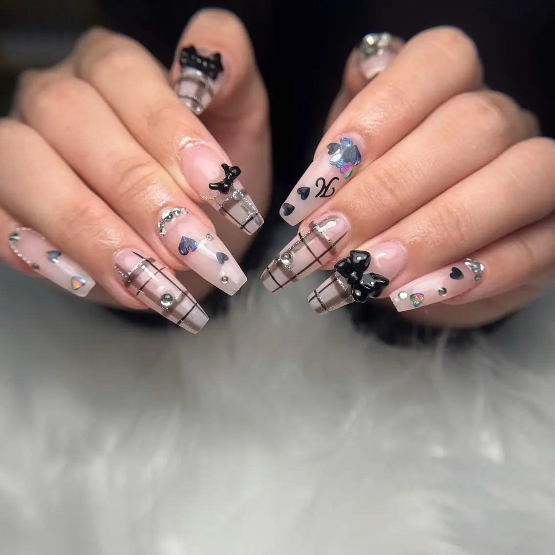 ネイル オーロラネイル 長さ出し フラッシュネイル フレンチネイル ジェルネイル Michi Nail Staffのネイルデザイン