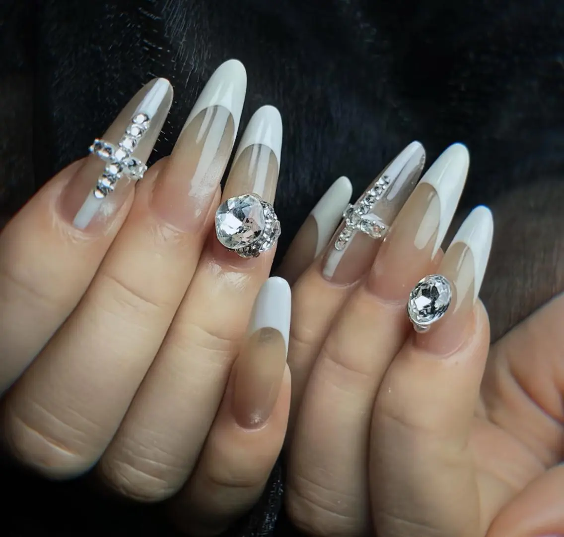 ネイル ハンドネイル ハンドケア 🍑 momo_nailのネイルデザイン
