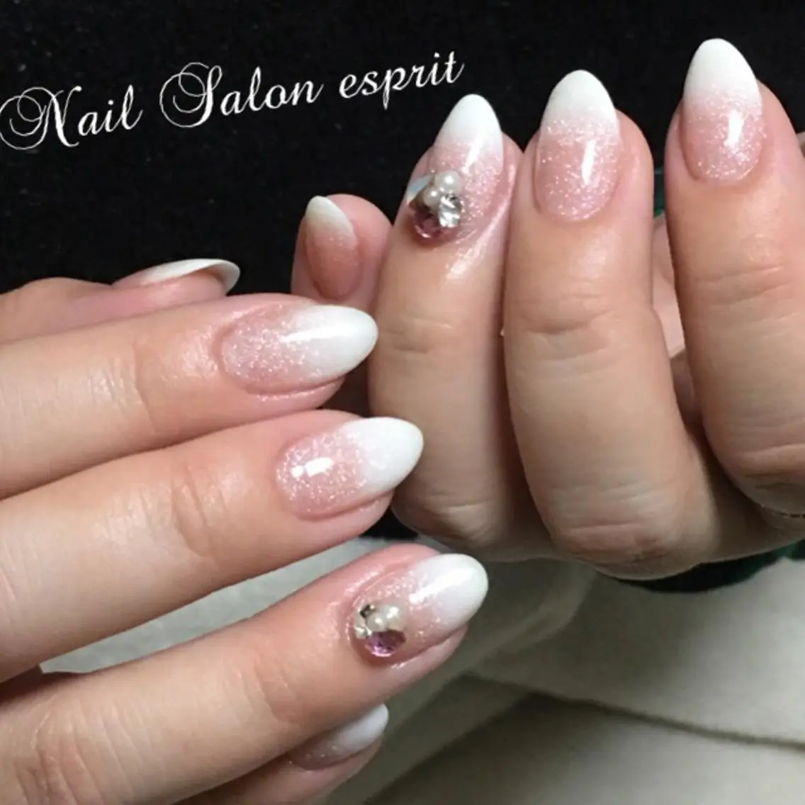 ネイル ジェルネイル スカルプネイル ソフトジェル ストーンネイル Nail Salon espritのネイルデザイン