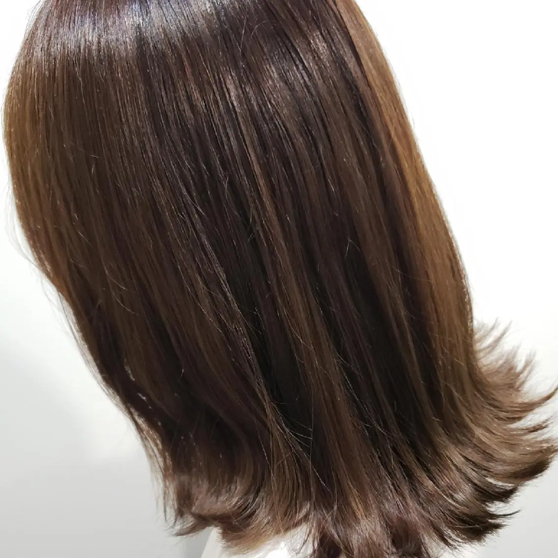 セミロング 饒平名 知也のヘアスタイル