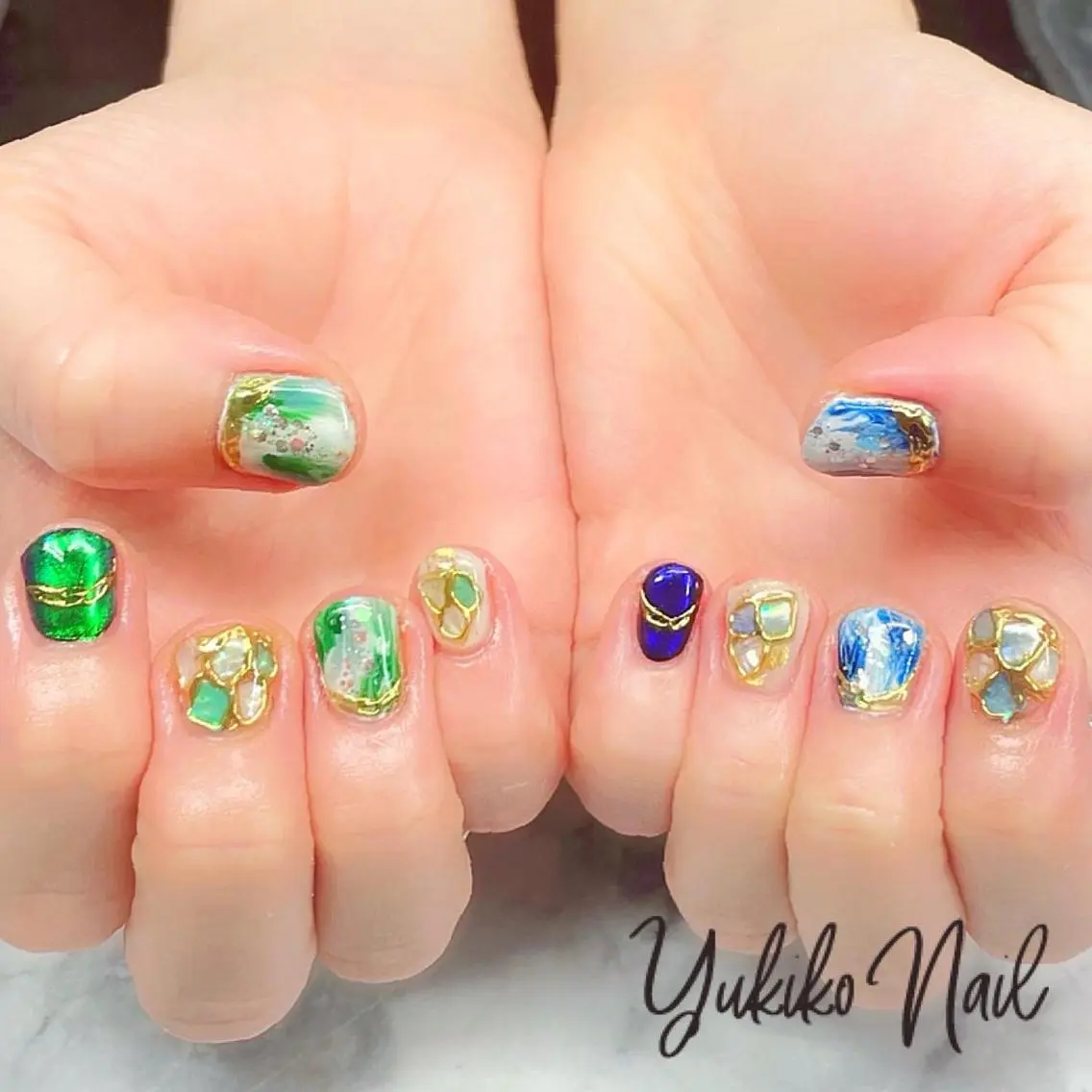 ネイル ミラーネイル 持ち込み ニュアンスネイル ハンドネイル ユキコ ネイルのネイルデザイン