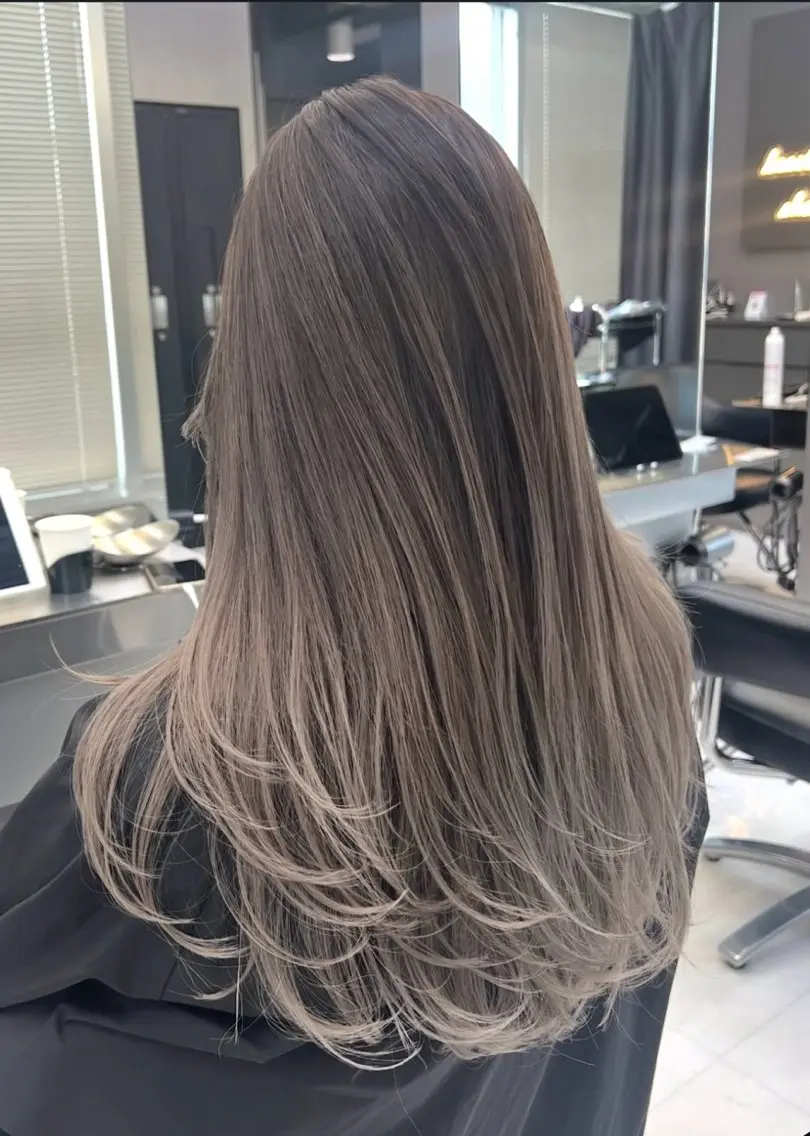 ロング レイヤーカット トリートメント ヘアカラー トリートメント Kotomi 🇺🇸💋のヘアスタイル