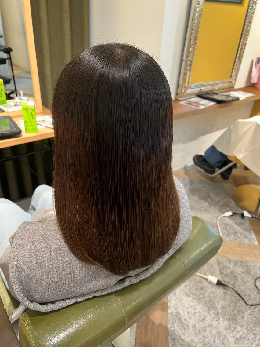 セミロング カラー 韓国スタイル🇰🇷 annaのヘアスタイル