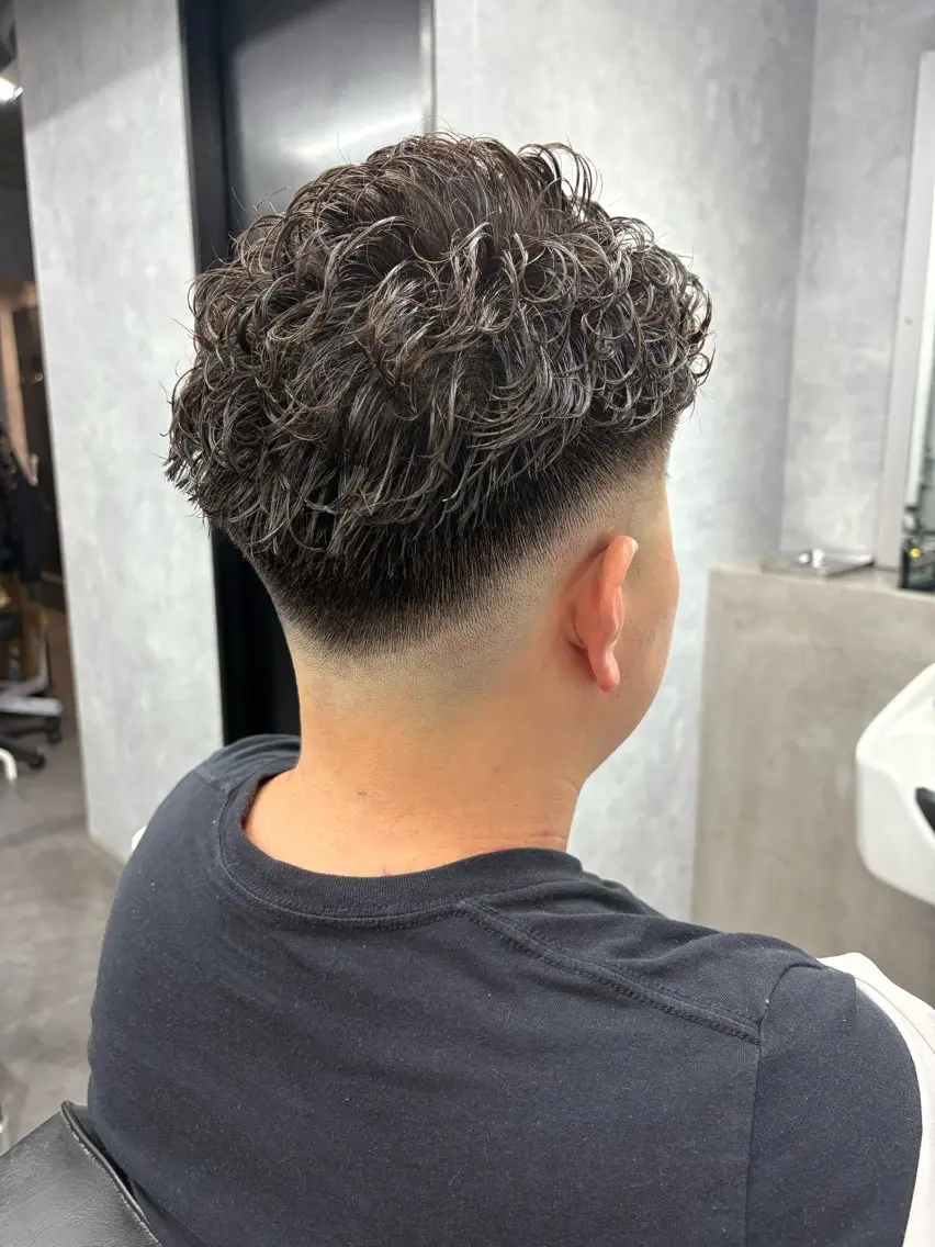 ショート メンズ カット パーマ 本間 颯太のヘアスタイル