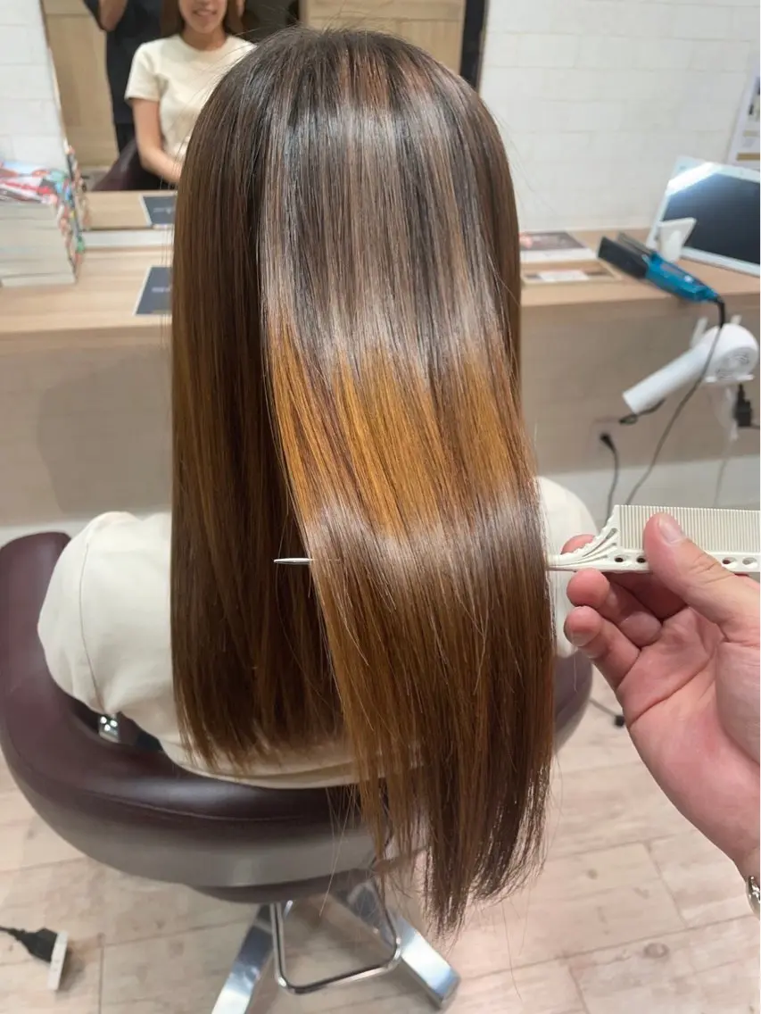 ロング 髪質改善 縮毛矯正 小山 耕実のヘアスタイル