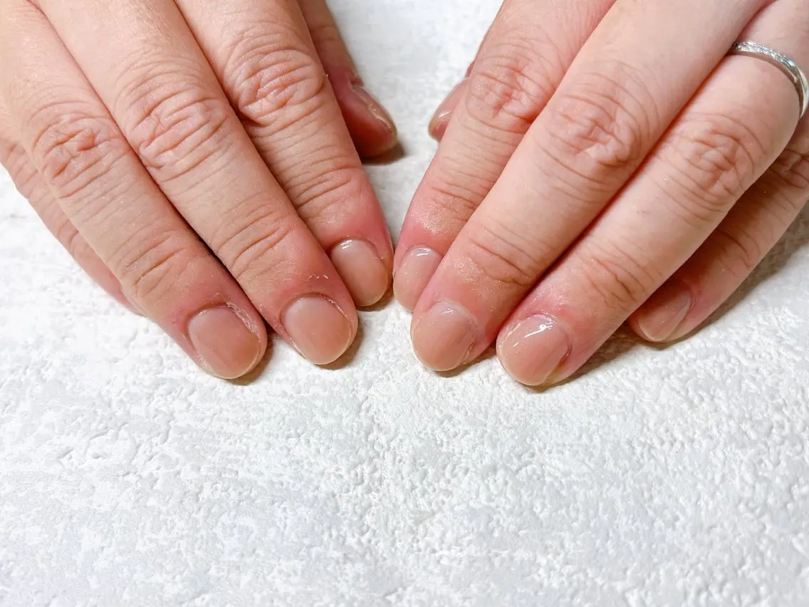 ネイル オーロラネイル フラワーネイル フットネイル フレンチネイル ジェルネイル ハンドネイル mogunail &blowのネイルデザイン