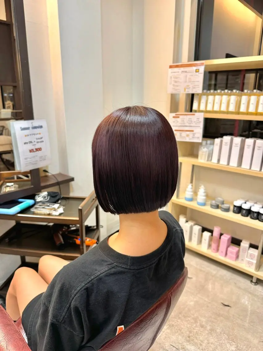 ショート 切りっぱなしボブ ボブ ハイライト 髪質改善 ショートヘア カツモト マナ🍒のヘアスタイル