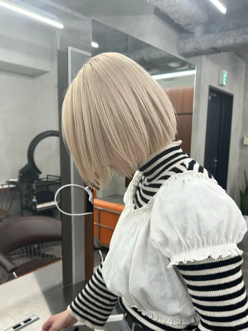 ミディアム カラー アッシュ ベージュカラー ブリーチ ブロンド ブラウンカラー カット ヘアカラー トリートメント ブリーチ ハイトーン 特化🌈フジタハルキのヘアスタイル