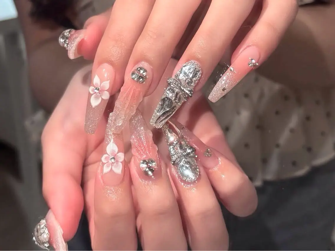 ネイル オーロラネイル ボルドー ブラウン 氷ネイル・うるうるネイル キラキラネイル ハンドネイル Sora  Nail 長さ出し専門店のネイルデザイン