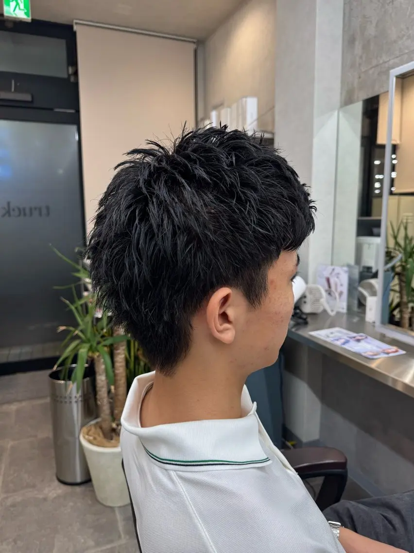 メンズ スパイキーショート 刈り上げ fand / HINAのヘアスタイル