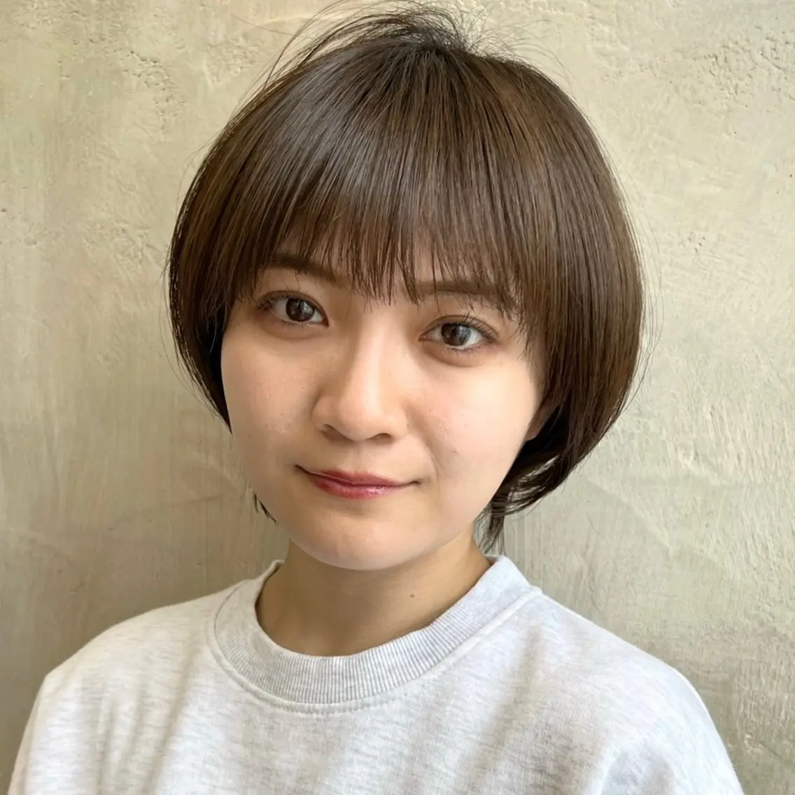 ショート カット トリートメント 💍新宿ショート 💍岩田莉奈のヘアスタイル