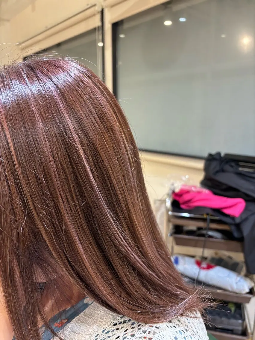 カラー ハイライトカラー 艶カラー🫧 推しカラー🧸楽歌のヘアスタイル