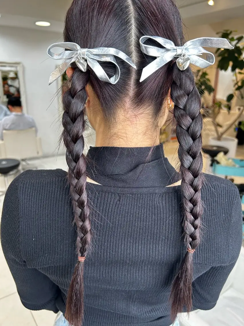 セミロング カラー ヘアアレンジ ピンクカラー ピンクパープル パープルカラー 簡単アレンジ ヘアカラー トリートメント ヘアセット 透明感カラー🫧ヘア セット🫧松本菜月の眉毛・アイブロウイメージ