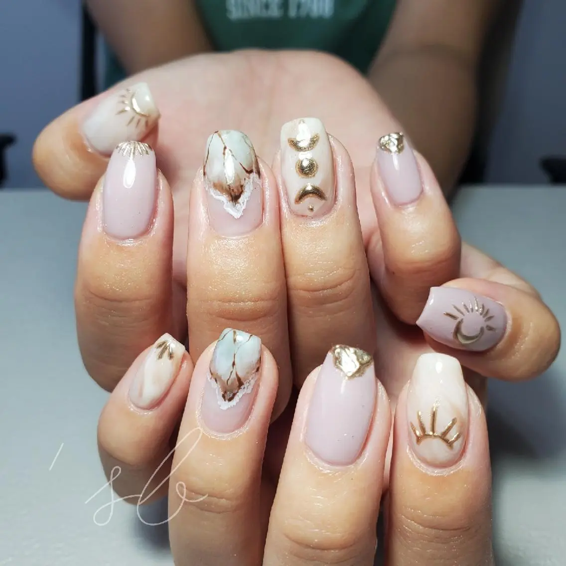 ネイル ハンドネイル nailroom sb𓈒𓂂𓏸のネイルデザイン
