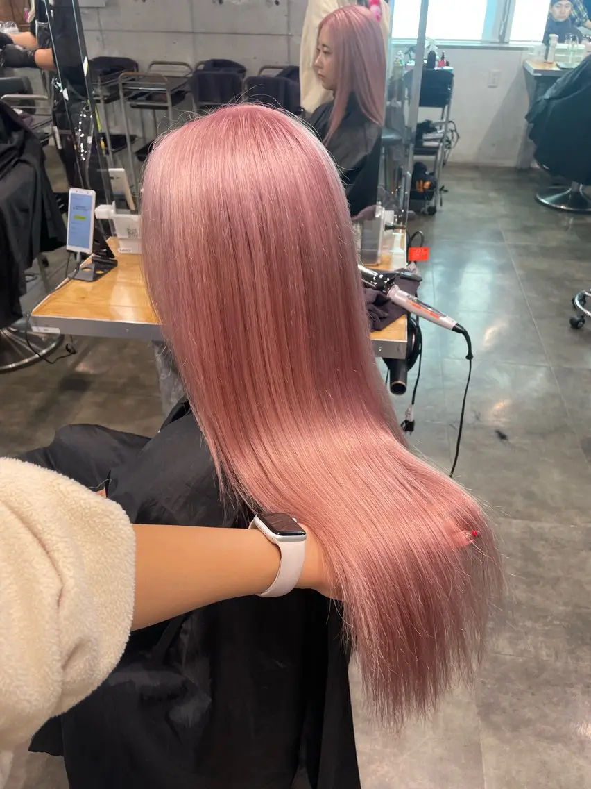 ロング カラー ヘアカラー ハイトーン 横浜💞ミオのヘアスタイル