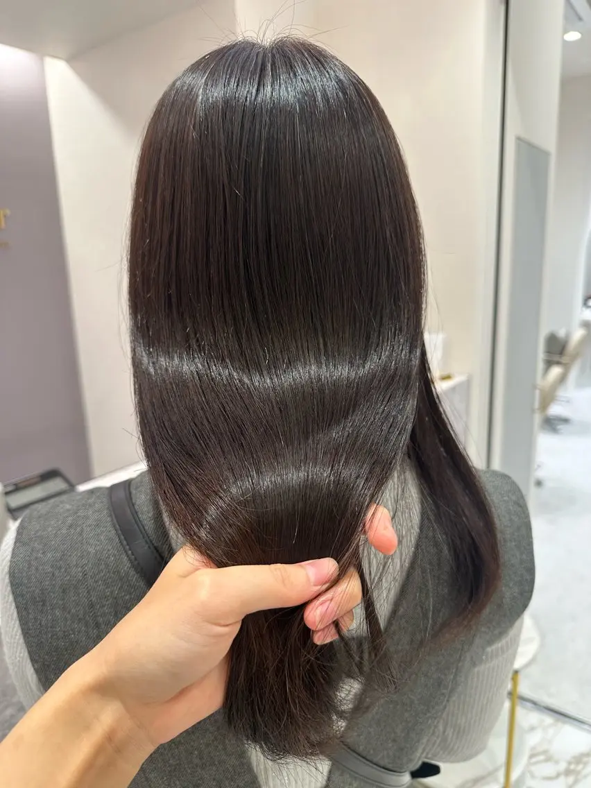 ロング パーマ カット ヘアカラー 縮毛矯正 トリートメント 韓国レイヤー✨ yasuko銀座のヘアスタイル