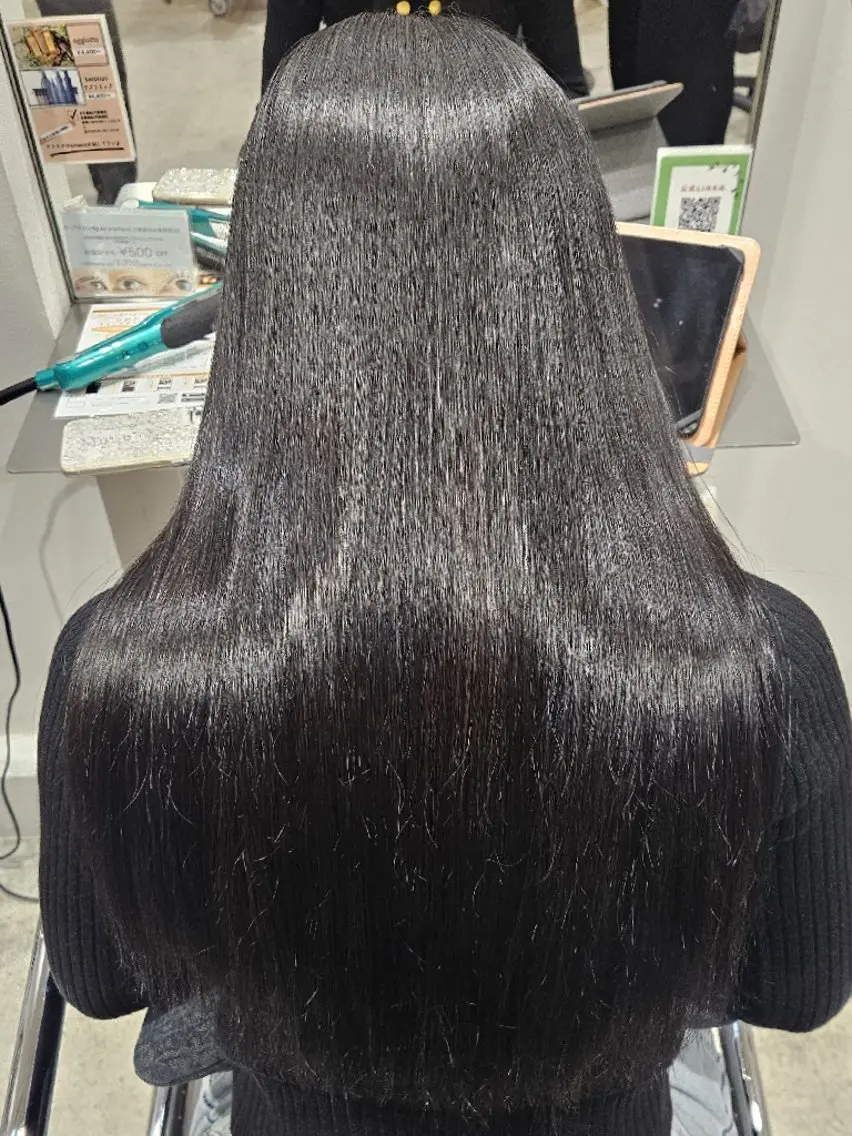 ロング カラー 宮本 愛梨のヘアスタイル