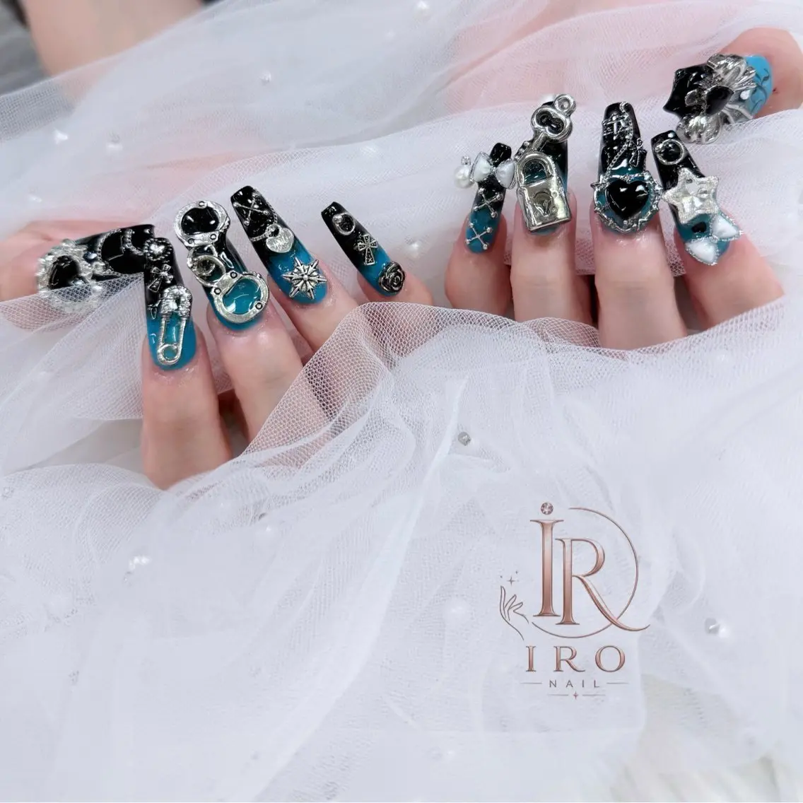 ネイル ハンドネイル IRO NAIL FUNABASHIのネイルデザイン