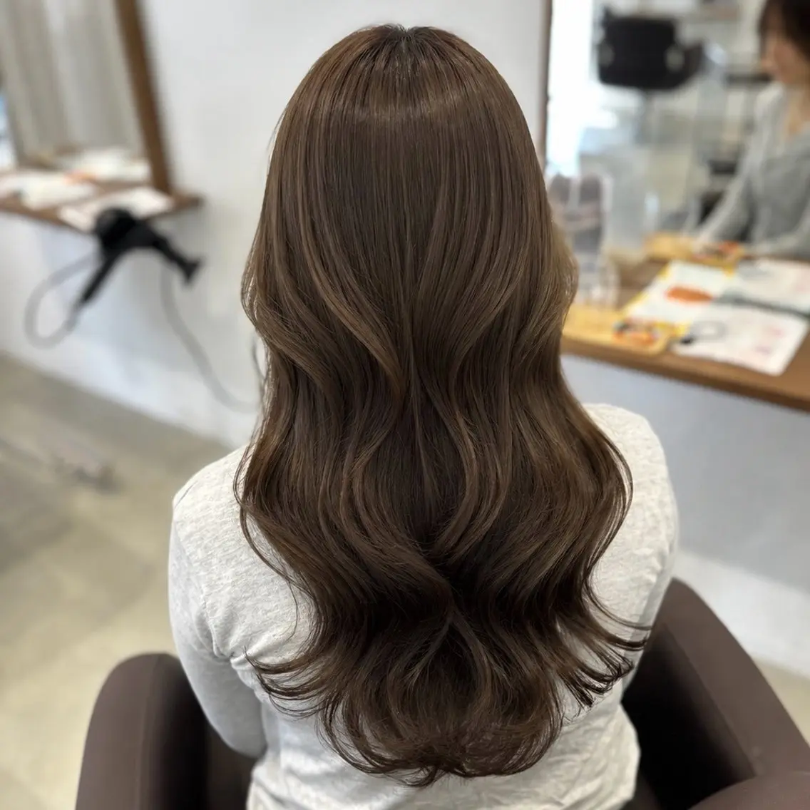 ロング トリートメント ヘアカラー 🎀暖色/艶髪カラー 🎀YUMEのヘアスタイル
