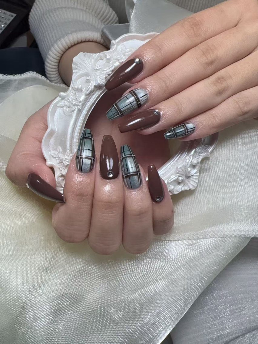 ネイル 持ち込み ハンドネイル YOINAIL ヨイネイルサロンのネイルデザイン