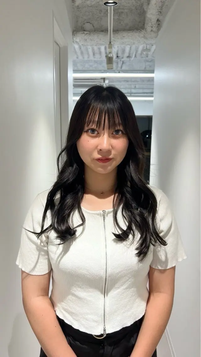 ロング Miyuu 『藤沢』のヘアスタイル
