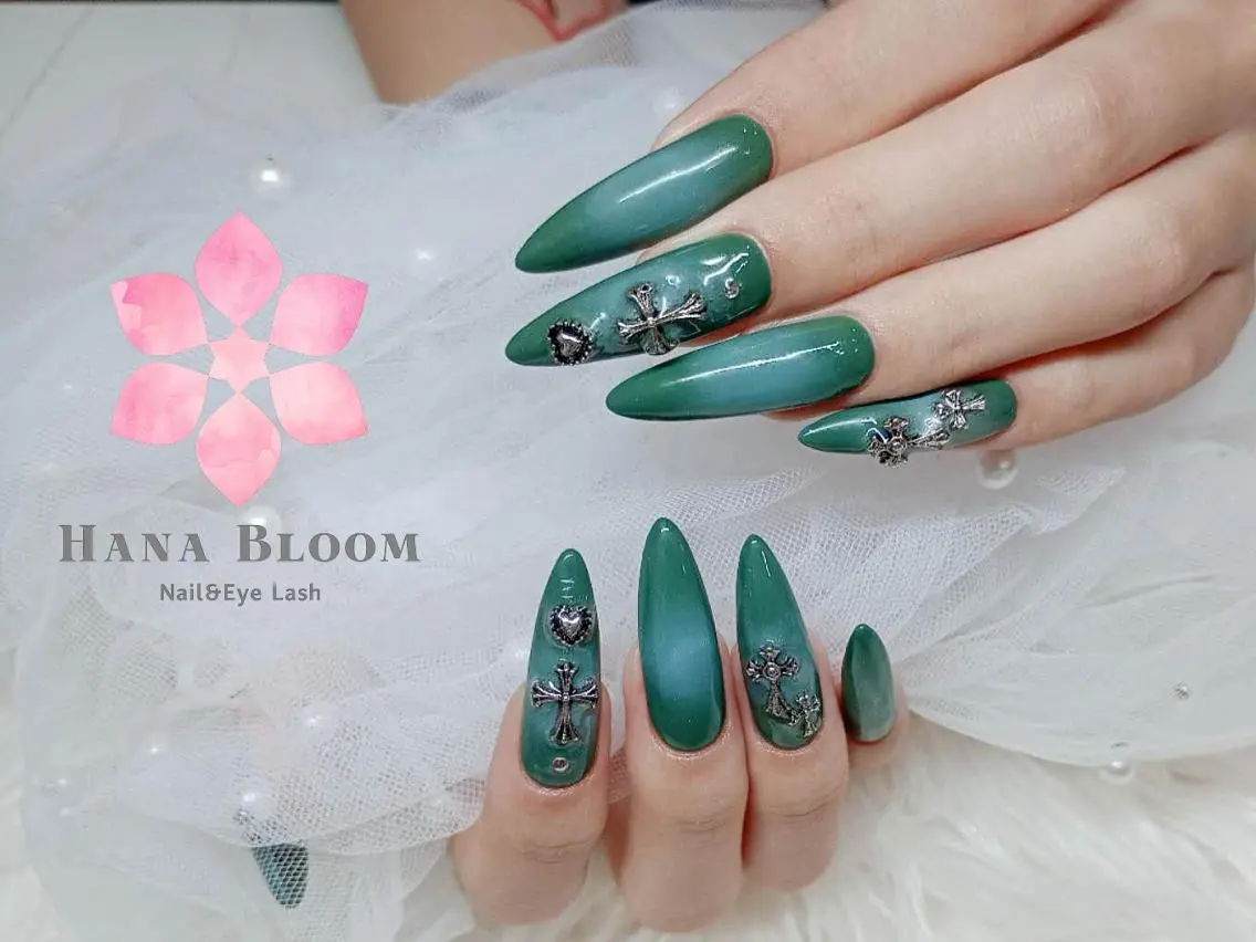 ネイル 長さ出し ジェルネイル 韓国ネイル 持ち込み パラジェル ハンドネイル ハンドケア Hana Bloom Nail💜Akiのネイルデザイン