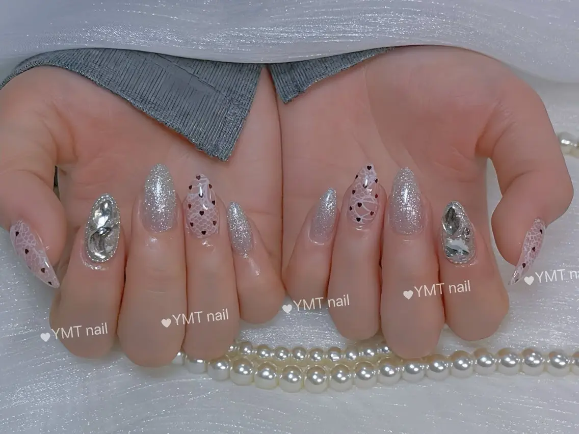 ネイル アートネイル ブルー フラワーネイル ジェルネイル ガーリー ハンドネイル YMT NailStudioのネイルデザイン