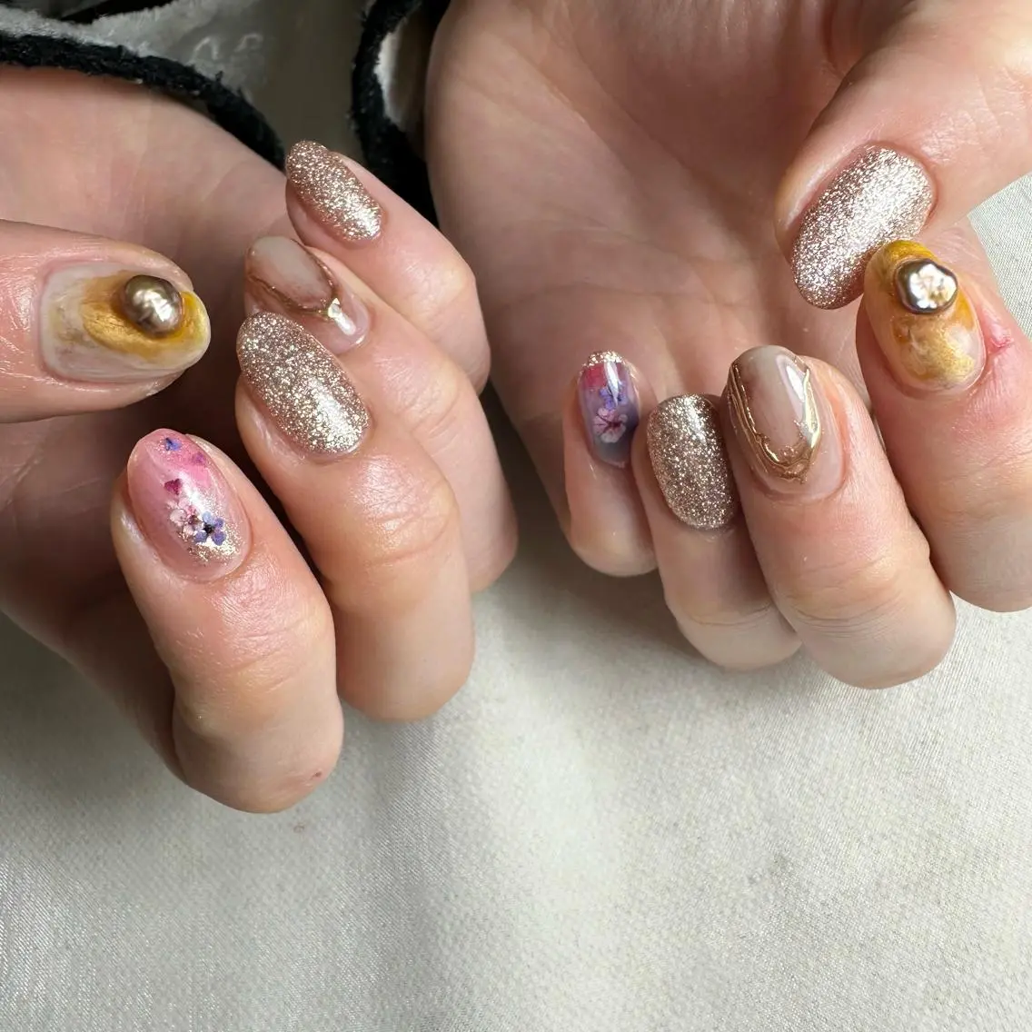 ネイル ハンドネイル 里見 麗のネイルデザイン