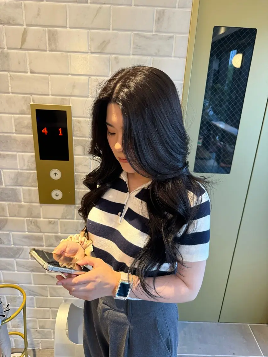ロング ヘアカラー トリートメント 𝐘𝐮𝐢 🤎 costesのヘアスタイル