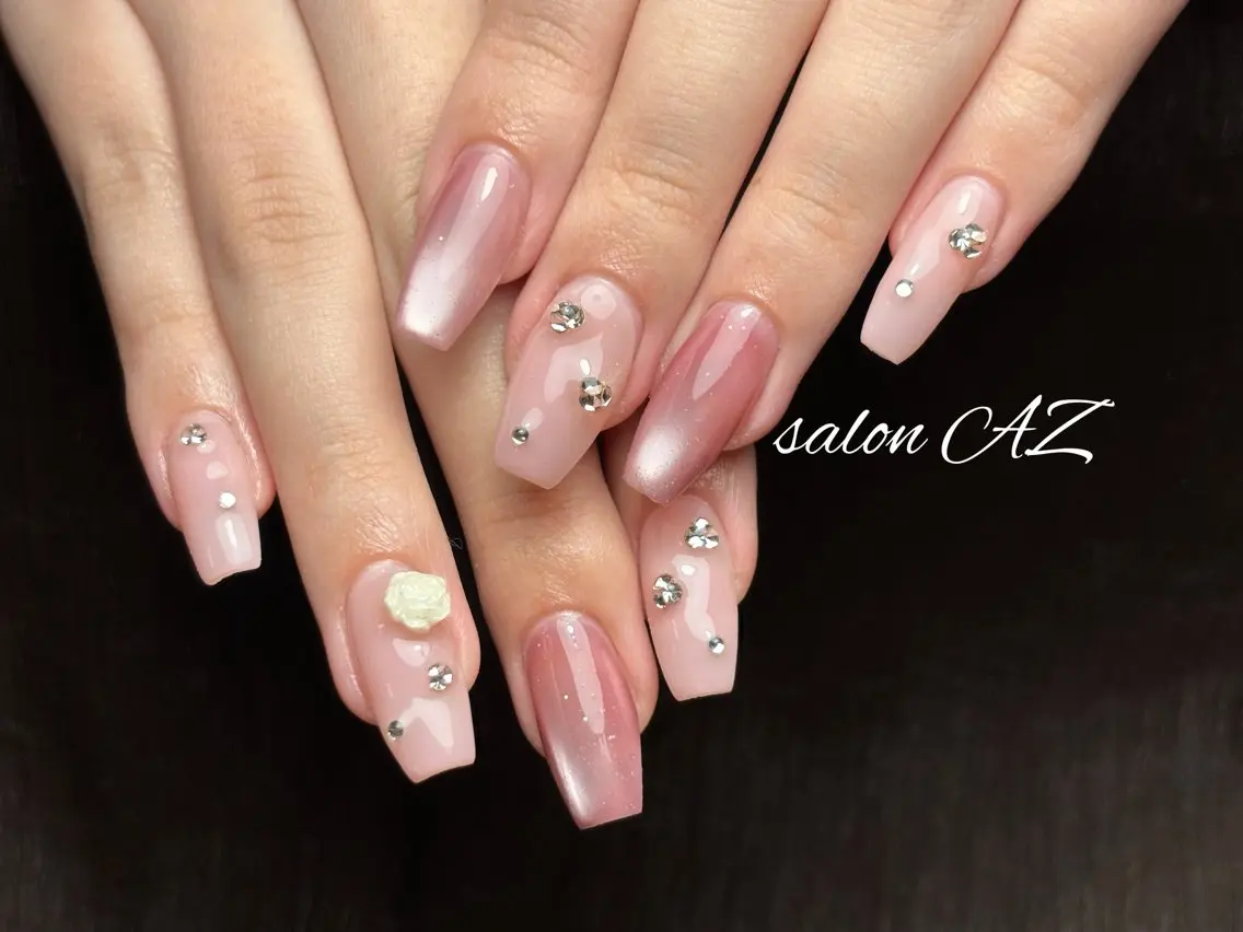 ネイル アートネイル 長さ出し フットネイル フレンチネイル ジェルネイル ハンドネイル salon AZのネイルデザイン