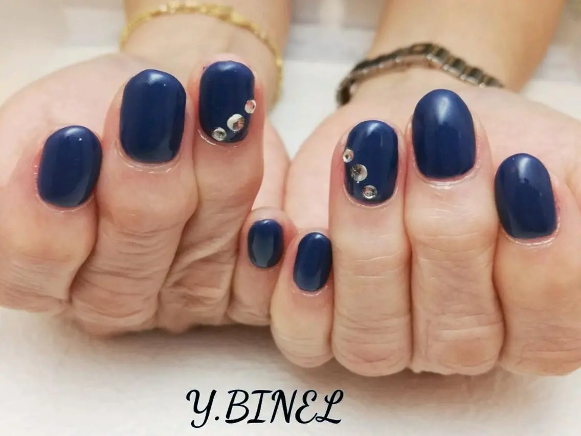 ネイル アートネイル ワンカラーネイル ハンドネイル Nail Salon Y.BINELのネイルデザイン