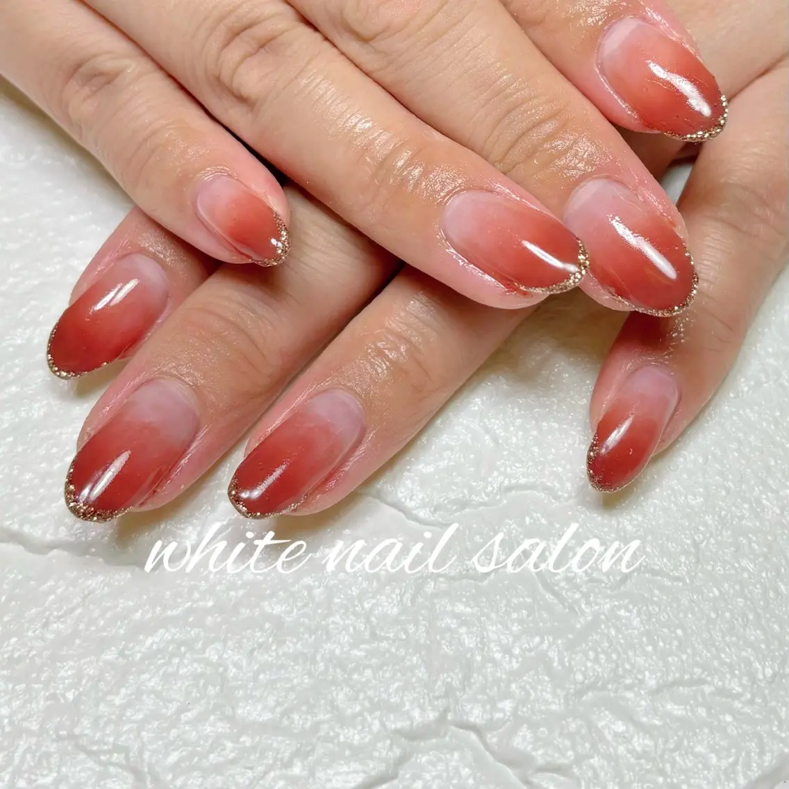 ネイル ラメ(グリッター) ホワイト ハンドネイル white nail salonのネイルデザイン